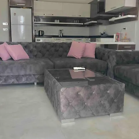 Cerat Tower 7 Apartamento *